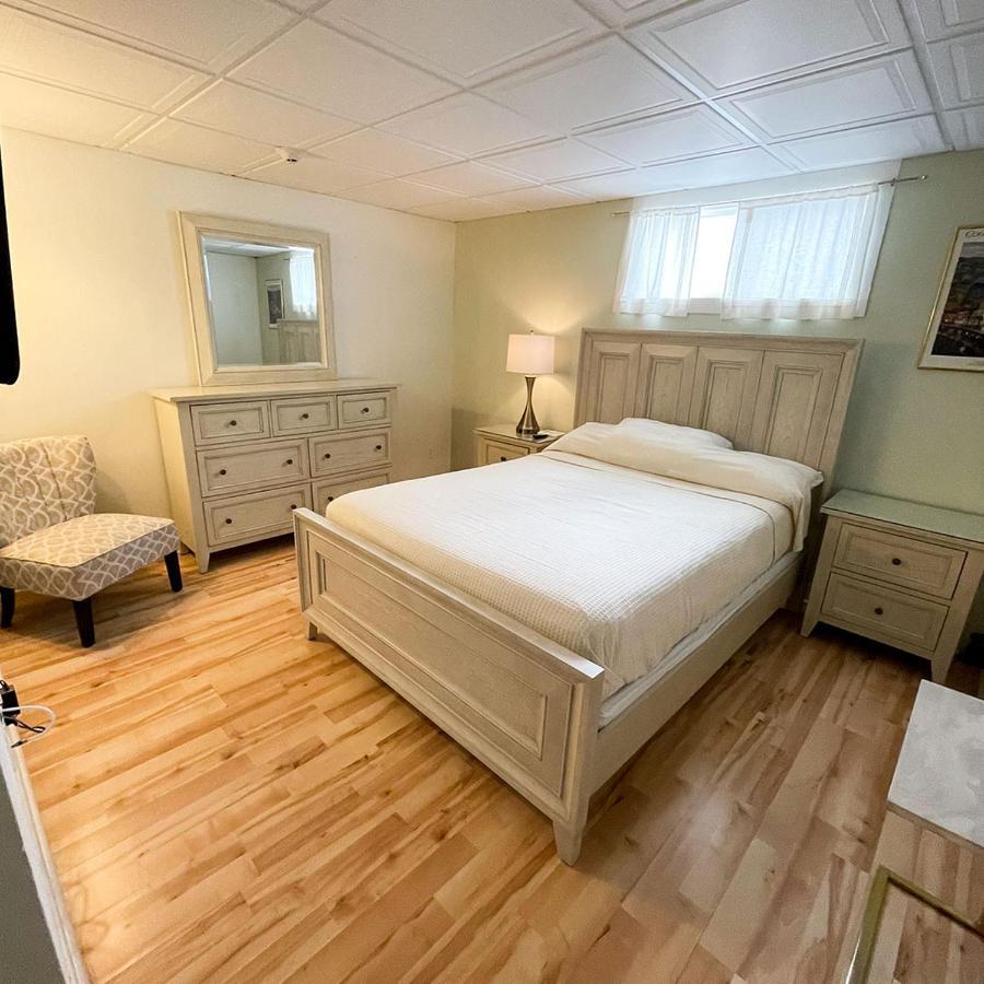 Baseball Town Motel Купърстаун Екстериор снимка